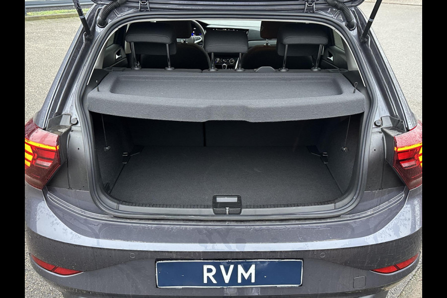 Volkswagen Polo 1.0 TSI Life VAN: 29.900,- VOOR: 25.330,- UW EINDEJAARSVOORDEEL: 4.470,- | 95PK | AUTOMAAT | CAMERA | APPLE/ANDROID CARPLAY | PDC VOOR + ACHTER | FABRIEKSGARANTIE TOT 02-2027 |