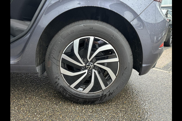 Volkswagen Polo 1.0 TSI Life VAN: 29.900,- VOOR: 25.330,- UW EINDEJAARSVOORDEEL: 4.470,- | 95PK | AUTOMAAT | CAMERA | APPLE/ANDROID CARPLAY | PDC VOOR + ACHTER | FABRIEKSGARANTIE TOT 02-2027 |