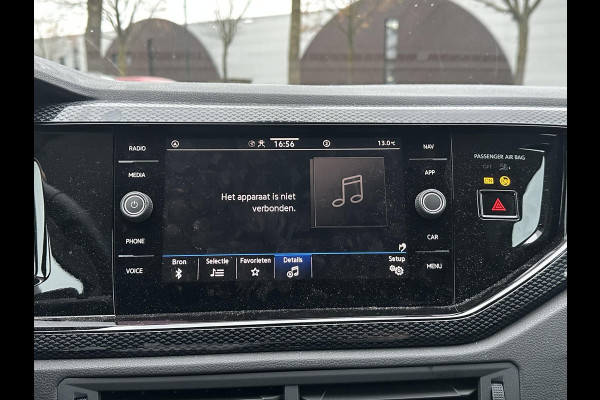 Volkswagen Polo 1.0 TSI Life VAN: 29.900,- VOOR: 25.330,- UW EINDEJAARSVOORDEEL: 4.470,- | 95PK | AUTOMAAT | CAMERA | APPLE/ANDROID CARPLAY | PDC VOOR + ACHTER | FABRIEKSGARANTIE TOT 02-2027 |