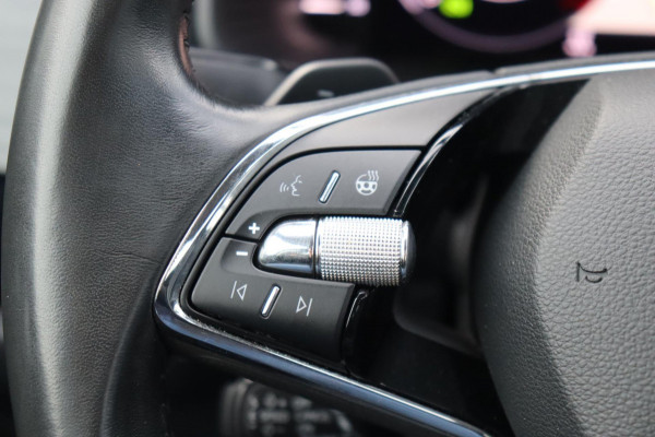 Škoda Kodiaq 1.5 TSI Bus.Ed. Plus org.NL digitaal-dashb, stuurhulp camera's trekhaak el.klep stuur+stoelverw.