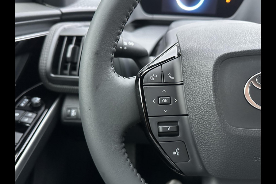 Toyota Bz4x ACTIVE 71 kWh VAN: €39.900,- VOOR: €35.440,- UW EINDEJAARSVOORDEEL: €4.460,- | 3 FASE| NIEUWE AUTO!!| 10 JAAR VOLLEDIGE FABRIEKSGARANTIE TOYOTA!| WARMTEPOMP| ADAPTIVE CRUISE| ACHTERUITRIJ CAMERA|