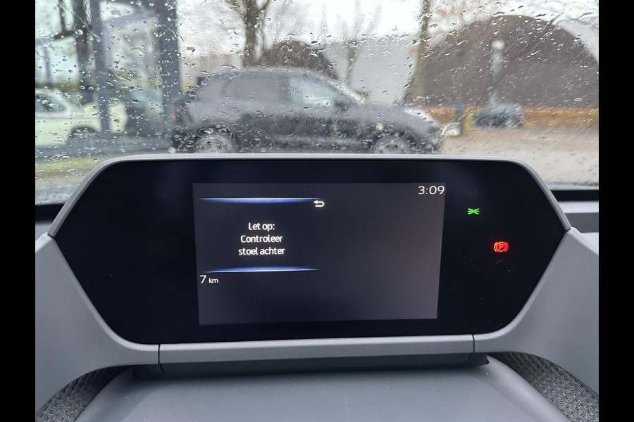 Toyota Bz4x ACTIVE 71 kWh VAN: €39.900,- VOOR: €35.440,- UW EINDEJAARSVOORDEEL: €4.460,- | 3 FASE| NIEUWE AUTO!!| 10 JAAR VOLLEDIGE FABRIEKSGARANTIE TOYOTA!| WARMTEPOMP| ADAPTIVE CRUISE| ACHTERUITRIJ CAMERA|