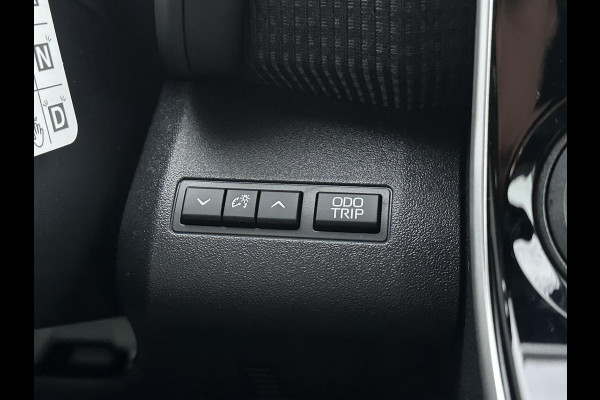 Toyota Bz4x ACTIVE 71 kWh VAN: €39.900,- VOOR: €35.440,- UW EINDEJAARSVOORDEEL: €4.460,- | 3 FASE| NIEUWE AUTO!!| 10 JAAR VOLLEDIGE FABRIEKSGARANTIE TOYOTA!| WARMTEPOMP| ADAPTIVE CRUISE| ACHTERUITRIJ CAMERA|