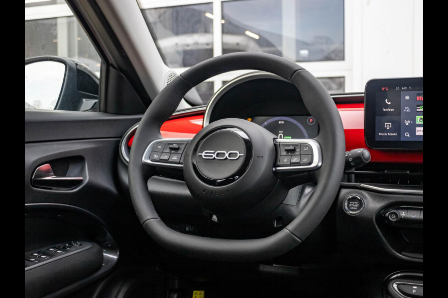 Fiat 600E RED 54 kWh | 17% Bijtelling | Gratis Wallbox |