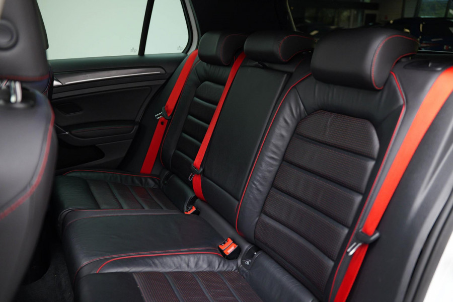 Volkswagen Golf 2.0 TSI GTI Performance |Pano|Leder|Keyless|DynAudio|Carplay|