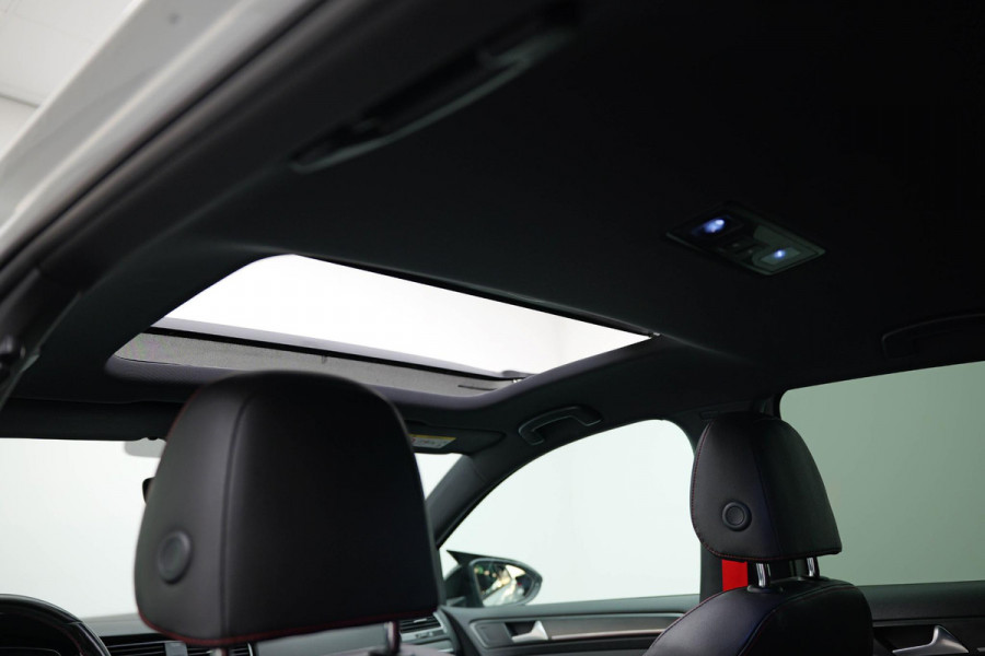 Volkswagen Golf 2.0 TSI GTI Performance |Pano|Leder|Keyless|DynAudio|Carplay|