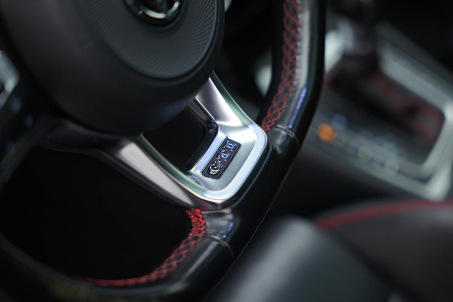 Volkswagen Golf 2.0 TSI GTI Performance |Pano|Leder|Keyless|DynAudio|Carplay|