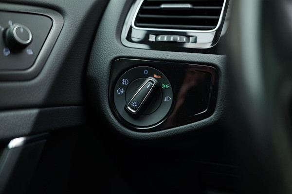 Volkswagen Golf 2.0 TSI GTI Performance |Pano|Leder|Keyless|DynAudio|Carplay|