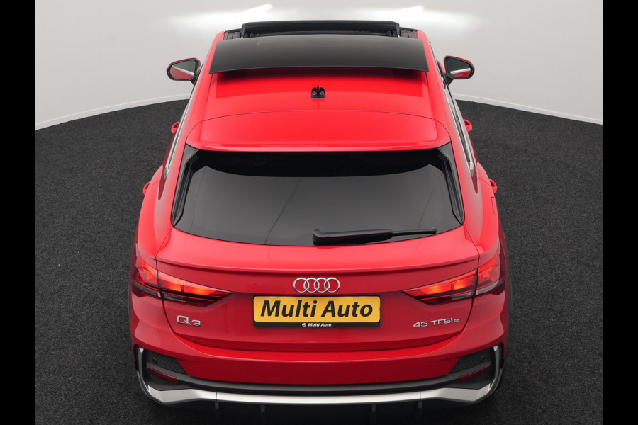 Audi Q3 Sportback 45 TFSI e S Line Plug In Hybrid 245pk Dealer O.H PHEV | Panodak | Adaptive Cruise | Lederen Sportstoelen Memory & Verwarmd | Sfeerverlichting | Camera | Virtual | Blis | Navigatie | DAB |