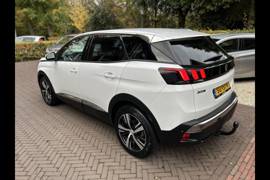 Peugeot 3008 1.2 130pk Automaat Allure Navi, Carplay, Trekhaak, Camera
