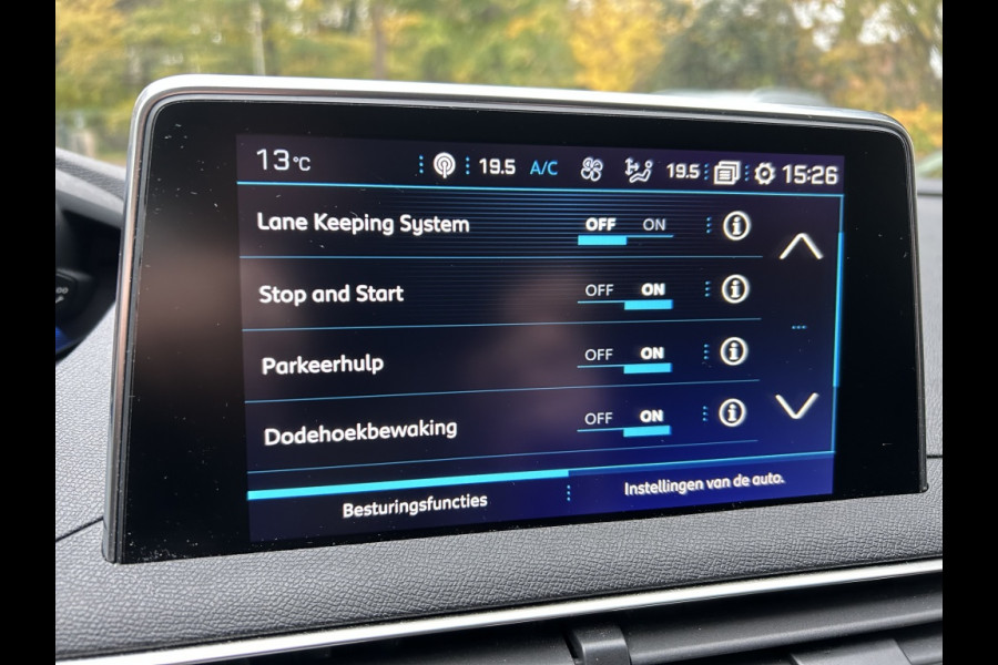 Peugeot 3008 1.2 130pk Automaat Allure Navi, Carplay, Trekhaak, Camera