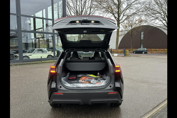 Toyota Bz4x Active 71 kWh 3 FASE| NIEUWE AUTO!!| 10 JAAR VOLLEDIGE FABRIEKSGARANTIE TOYOTA!| WARMTEPOMP| ADAPTIVE CRUISE| ACHTERUITRIJ CAMERA|