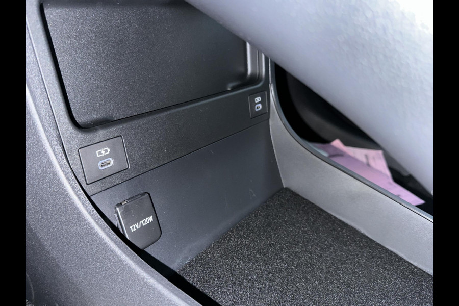 Toyota Bz4x Active 71 kWh 3 FASE| NIEUWE AUTO!!| 10 JAAR VOLLEDIGE FABRIEKSGARANTIE TOYOTA!| WARMTEPOMP| ADAPTIVE CRUISE| ACHTERUITRIJ CAMERA|