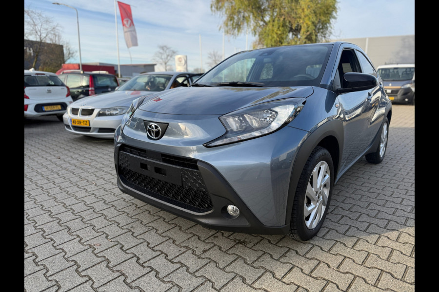 Toyota Aygo X 1.0 VVT-i S-CVT Play Automaat (BOVAG/RIJKLAARPRIJS)