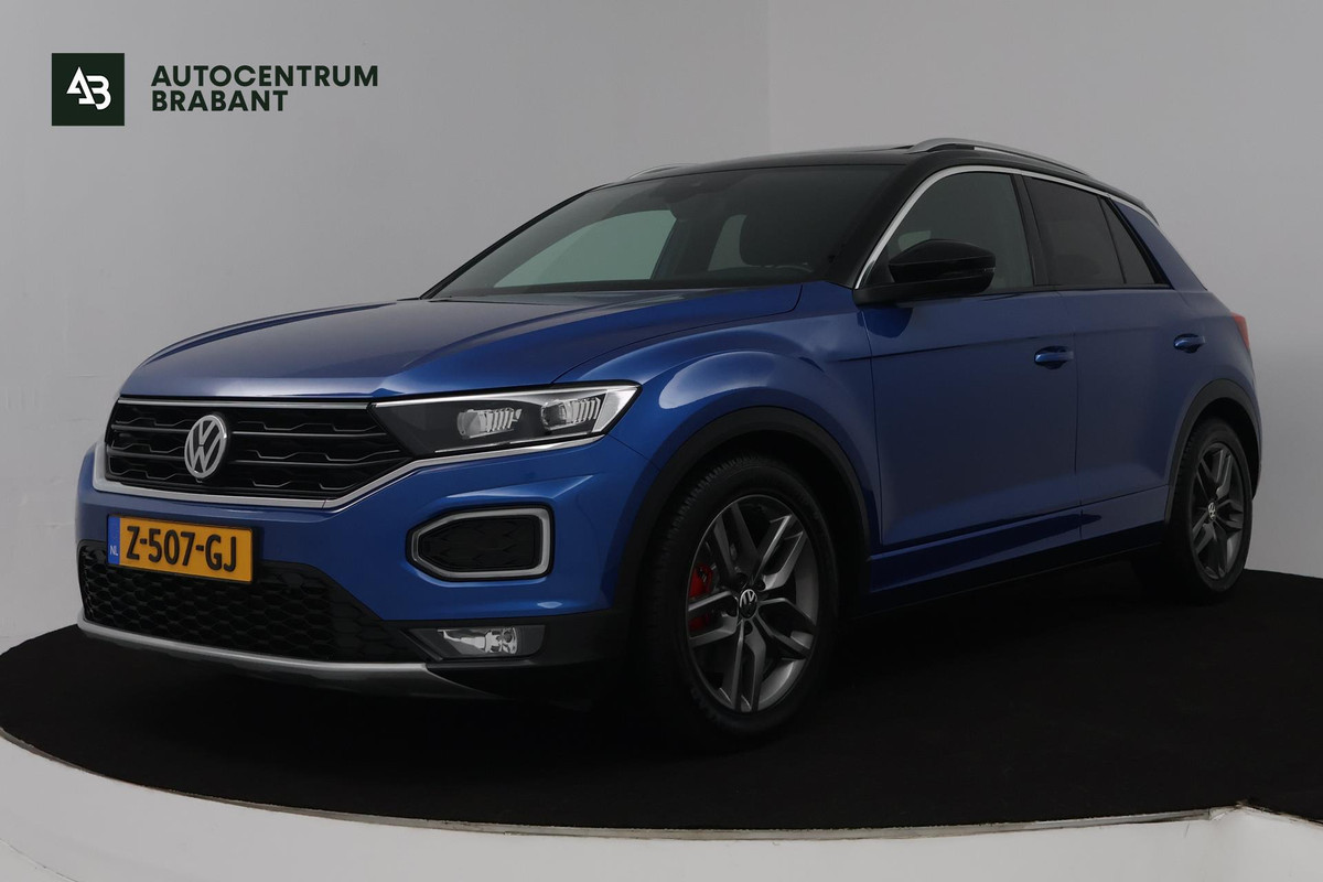 Volkswagen T-Roc 1.5 TSI Sport Business R (PANORAMADAK, STOEL/STUUR VERWARMING, DIGITALE COCKPIT, ACHTERUITRIJCAMERA)