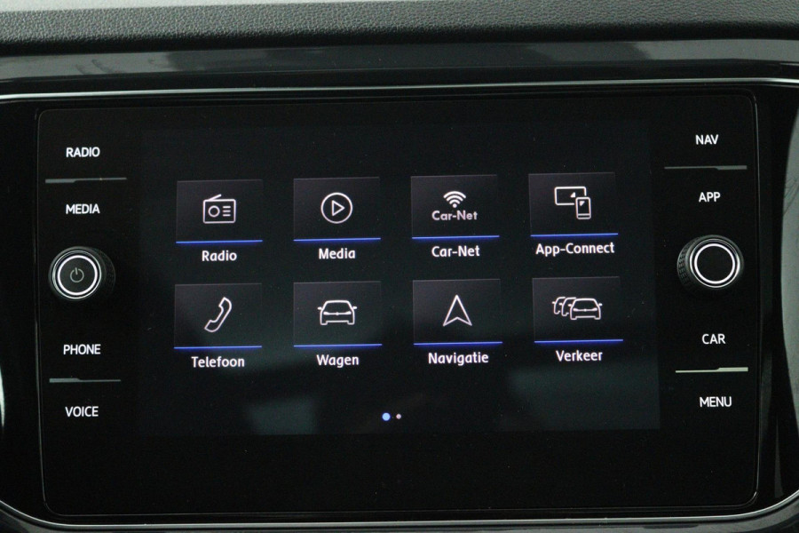 Volkswagen T-Roc 1.5 TSI Sport Business R (PANORAMADAK, STOEL/STUUR VERWARMING, DIGITALE COCKPIT, ACHTERUITRIJCAMERA)