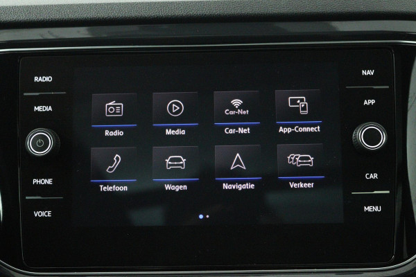 Volkswagen T-Roc 1.5 TSI Sport Business R (PANORAMADAK, STOEL/STUUR VERWARMING, DIGITALE COCKPIT, ACHTERUITRIJCAMERA)