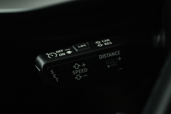 Audi A3 Sportback 30 TFSI Advanced edition (LANE-ASSIST, PARKEERSENSOREN, CRUISE CONTROL ADAPTIEF, DIGITALE COCKPIT, AUTOMAAT)