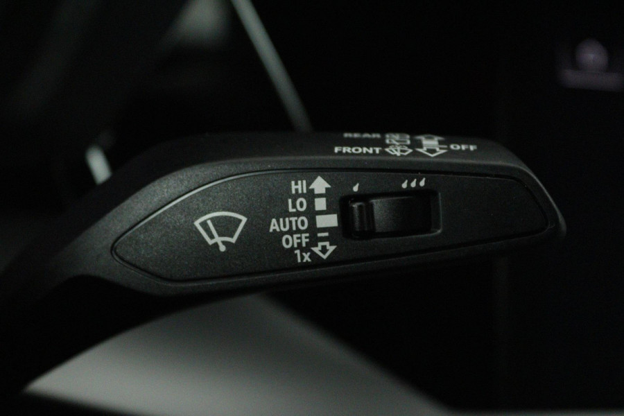 Audi A3 Sportback 30 TFSI Advanced edition (LANE-ASSIST, PARKEERSENSOREN, CRUISE CONTROL ADAPTIEF, DIGITALE COCKPIT, AUTOMAAT)