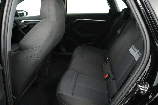 Audi A3 Sportback 30 TFSI Advanced edition (LANE-ASSIST, PARKEERSENSOREN, CRUISE CONTROL ADAPTIEF, DIGITALE COCKPIT, AUTOMAAT)