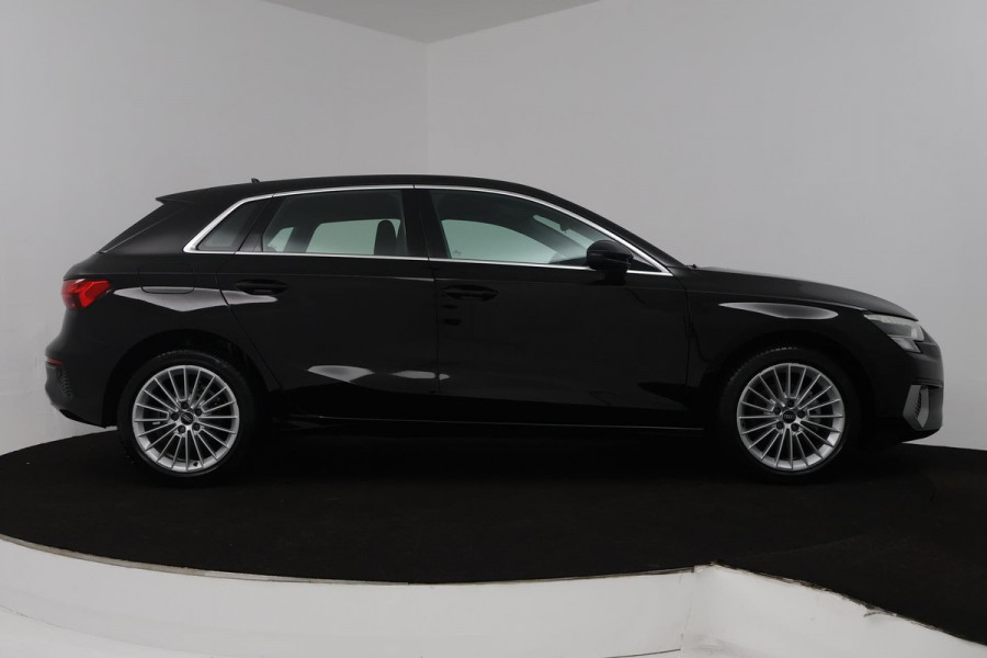 Audi A3 Sportback 30 TFSI Advanced edition (LANE-ASSIST, PARKEERSENSOREN, CRUISE CONTROL ADAPTIEF, DIGITALE COCKPIT, AUTOMAAT)