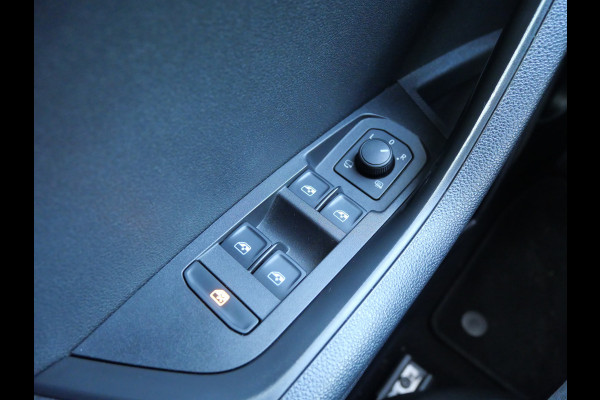 Škoda Karoq 1.5 TSI ACT SPORTLINE | AUTOMAAT | A.C.C | VIRTUAL | TREKHAAK | 1e EIG | DEALER O-H!!