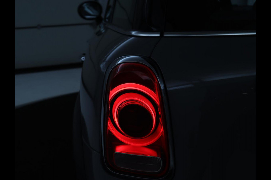 MINI Countryman 1.5 One Business Edition | Harman/Kardon | Carplay | Full LED | Keyless | Navigatie | Park Assist | Half leder | Climate control | Cruise control