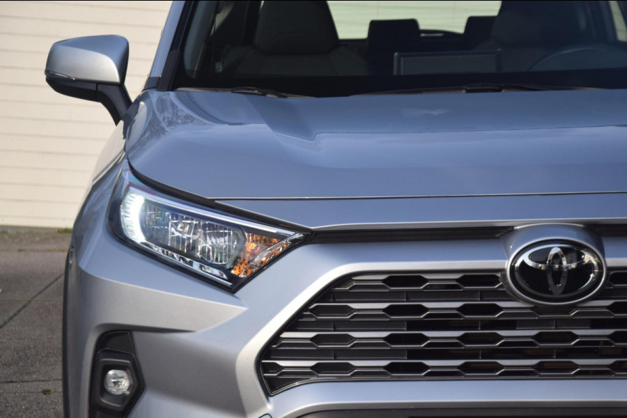 Toyota RAV4 2.0 VVT-iE Active 2000KG trekgewicht! TREKHAAK/APPLE CARPLAY/LED KOPLAMPEN