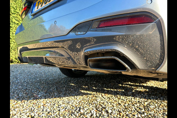 BMW 5 Serie Touring 530e xDrive BusinessEditionPlus Laser Schaalstoelen HUD !!NIEUWBINNEN!!