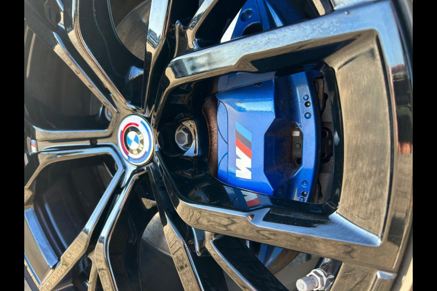 BMW 5 Serie Touring 530e xDrive BusinessEditionPlus Laser Schaalstoelen HUD !!NIEUWBINNEN!!