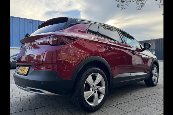 Opel Grandland X 1.2 Turbo Innovation - Navigatie / Apple CarPlay I Airco I PDC I LED I Sport velgen I Dealer onderhouden I