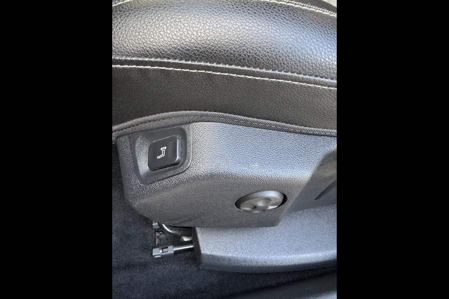 Opel Grandland X 1.2 Turbo Innovation - Navigatie / Apple CarPlay I Airco I PDC I LED I Sport velgen I Dealer onderhouden I