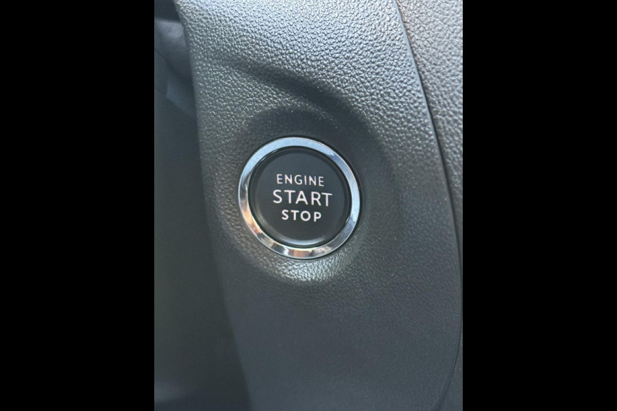 Opel Grandland X 1.2 Turbo Innovation - Navigatie / Apple CarPlay I Airco I PDC I LED I Sport velgen I Dealer onderhouden I