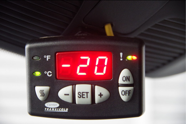 Mercedes-Benz Vito 114 CDI XL AUT. KOELWAGEN/VRIESWAGEN, DAG/NACHT KOELING, LED, LEDER, CRUISE, CAMERA, KOELAUTO, KOELING