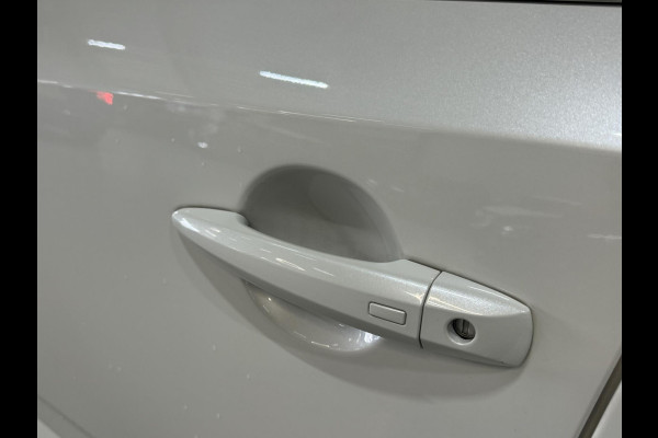 Nissan QASHQAI 1.3 MHEV Business Design 158PK Garantie Trekhaak Carplay Camera ACC Keyless Led Lane Clima Navi Rijklaar