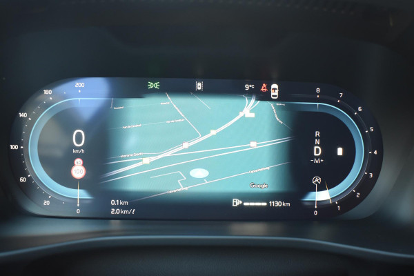 Volvo XC40 B4 211PK Automaat Plus Dark / Navigatie / Adaptive Cruise / Harman Kardon / Stuur- & Stoelverwarming / Elektrische achterklep / Achteruitrijcamera / Elektrische stoelverst. met geheugen