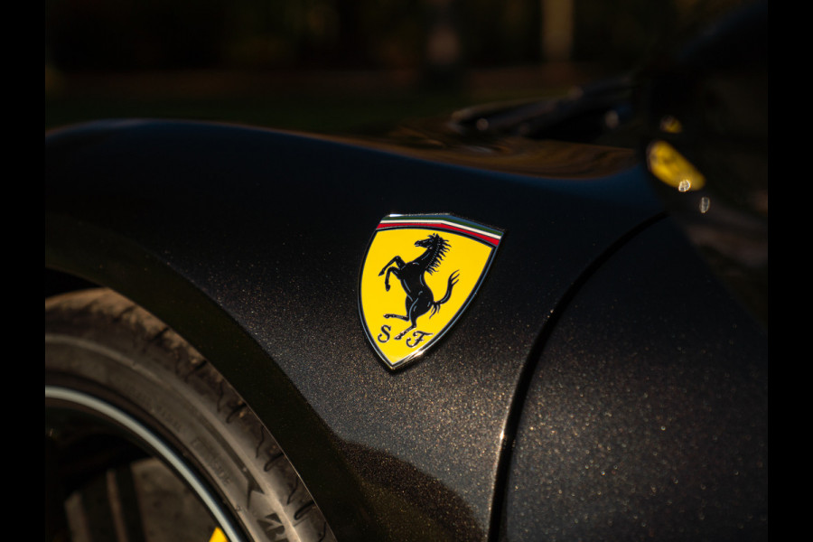 Ferrari 296 GTS 3.0 V6 | Racing Seats | Lift | JBL | Camera