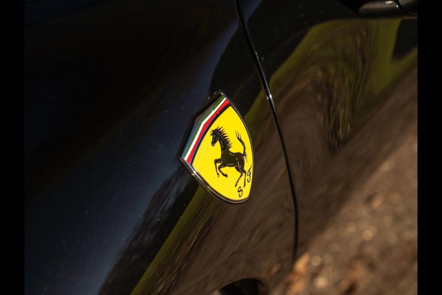 Ferrari 296 GTS 3.0 V6 | Racing Seats | Lift | JBL | Camera