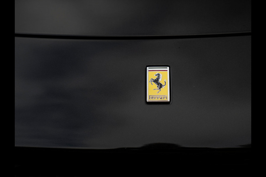 Ferrari 296 GTB 3.0 V6 | Lift | CarPlay | Racing Seats | Adapt. koplampen