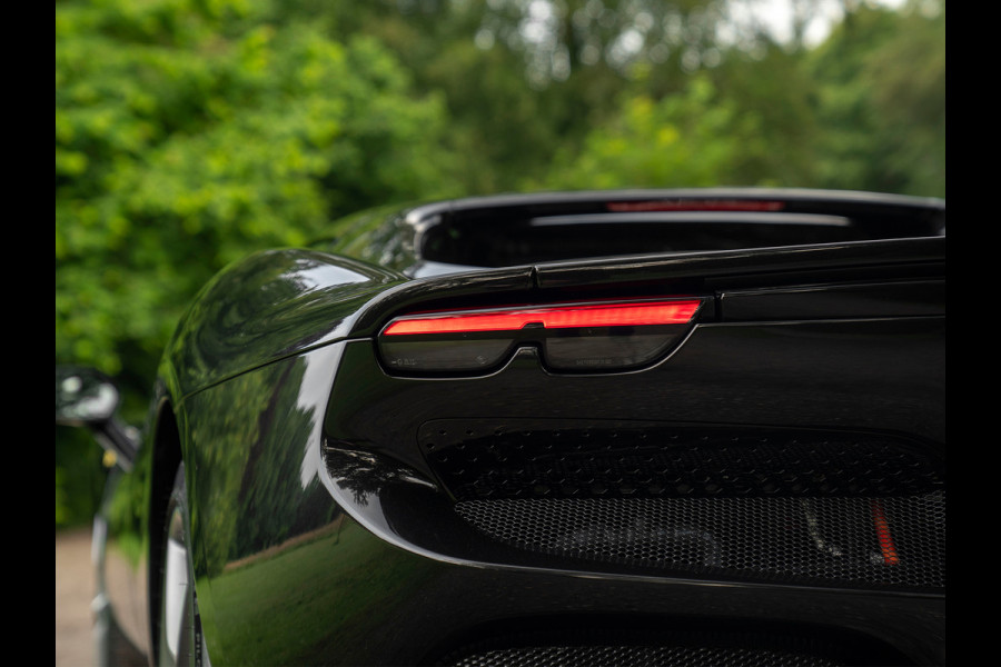 Ferrari 296 GTB 3.0 V6 | Lift | CarPlay | Racing Seats | Adapt. koplampen