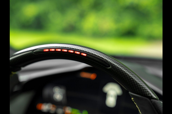 Ferrari 296 GTB 3.0 V6 | Lift | CarPlay | Racing Seats | Adapt. koplampen