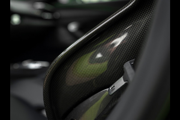 Ferrari 296 GTB 3.0 V6 | Lift | CarPlay | Racing Seats | Adapt. koplampen