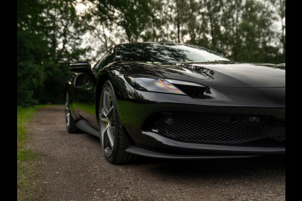 Ferrari 296 GTB 3.0 V6 | Lift | CarPlay | Racing Seats | Adapt. koplampen