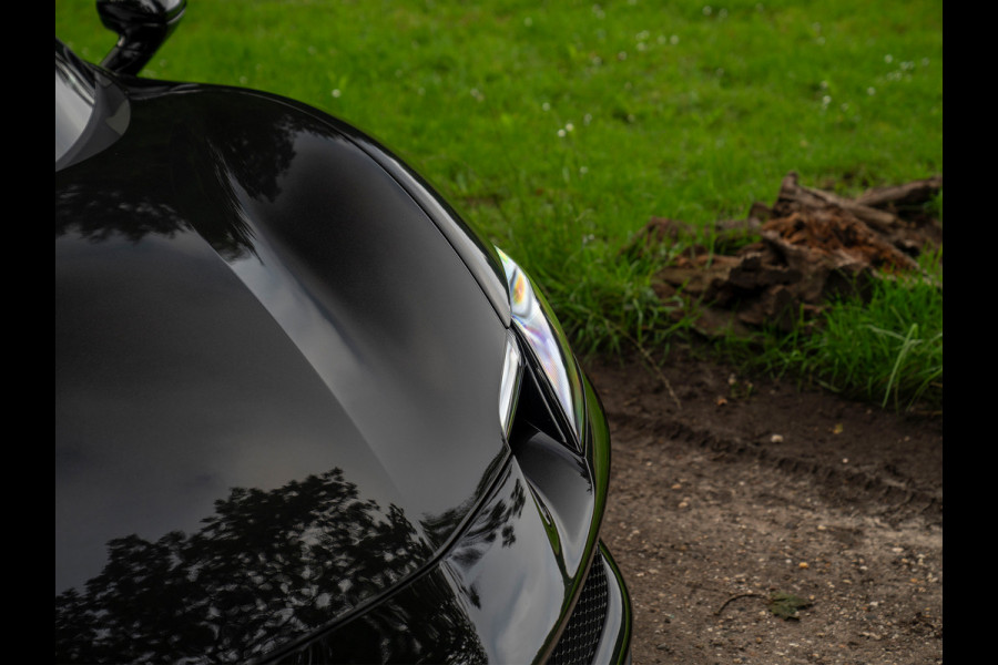 Ferrari 296 GTB 3.0 V6 | Lift | CarPlay | Racing Seats | Adapt. koplampen