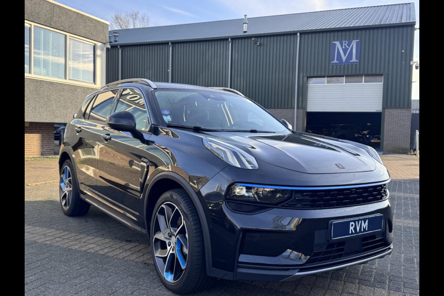 Lynk & Co 01 1.5 VAN: €26.900,- VOOR: €23.770,- UW EINDEJAARSVOORDEEL: €3.130,-| PHEV PLUG-IN HYBRIDE | COMPLETE AUTO | ELEKTRISCH PANORAMADAK | FULL OPTIONS | LYNK & CO GARANTIE T/M 3-2027 | RIJKLAAR GELEVERD | BTW VERREKENBAAR