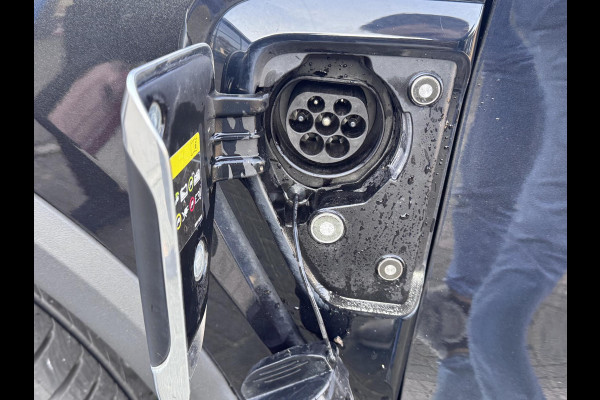 Lynk & Co 01 1.5 VAN: €26.900,- VOOR: €23.770,- UW EINDEJAARSVOORDEEL: €3.130,-| PHEV PLUG-IN HYBRIDE | COMPLETE AUTO | ELEKTRISCH PANORAMADAK | FULL OPTIONS | LYNK & CO GARANTIE T/M 3-2027 | RIJKLAAR GELEVERD | BTW VERREKENBAAR