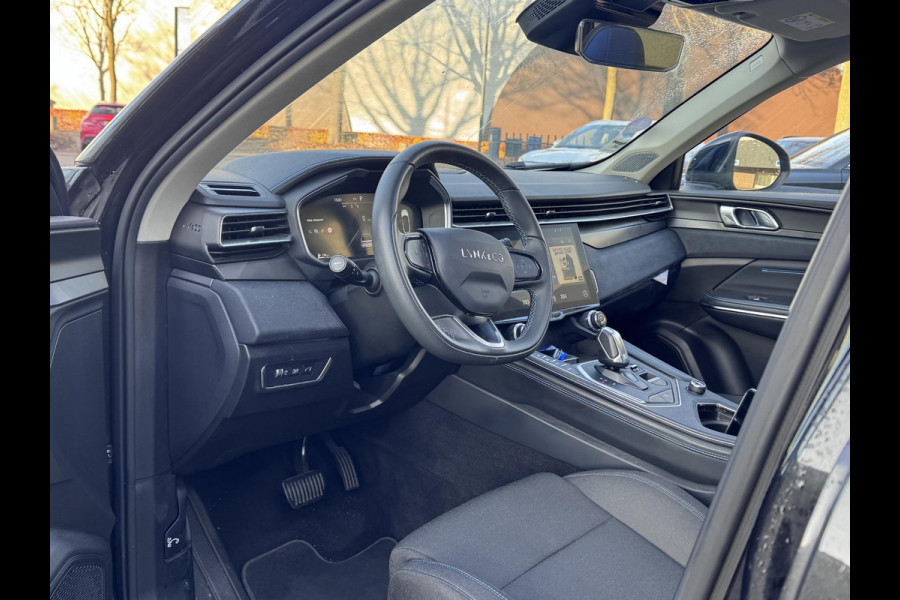 Lynk & Co 01 1.5 VAN: €26.900,- VOOR: €23.770,- UW EINDEJAARSVOORDEEL: €3.130,-| PHEV PLUG-IN HYBRIDE | COMPLETE AUTO | ELEKTRISCH PANORAMADAK | FULL OPTIONS | LYNK & CO GARANTIE T/M 3-2027 | RIJKLAAR GELEVERD | BTW VERREKENBAAR