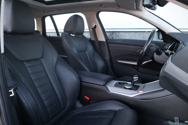 BMW 3 Serie Touring 330e xDrive Business Edition Plus Pano dak / Laser / Sportstoelen / Leder /