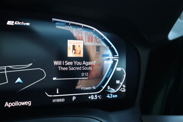 BMW 3 Serie Touring 330e xDrive Business Edition Plus Pano dak / Laser / Sportstoelen / Leder /