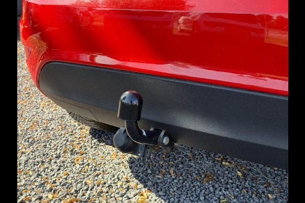 Ford Fiesta 1.0 EcoBoost Titanium 1e Eigenaar,Trekhaak,Airco,Weinig km,Distributie recent vervangen,5 Deurs,Nieuwe Apk bij Aflevering